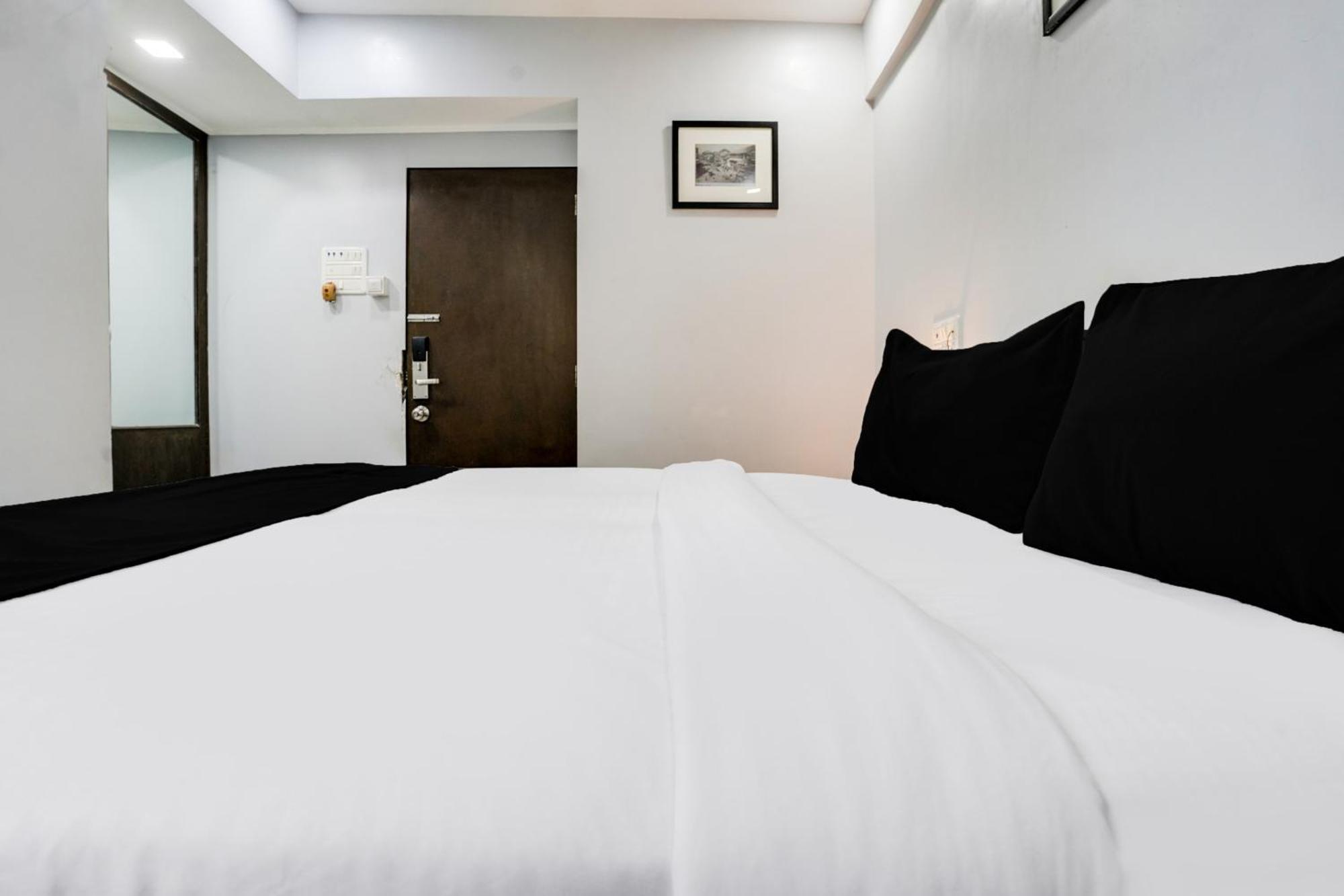 Collection O Andheri Near Mumbai Airport Formerly We Stay Экстерьер фото